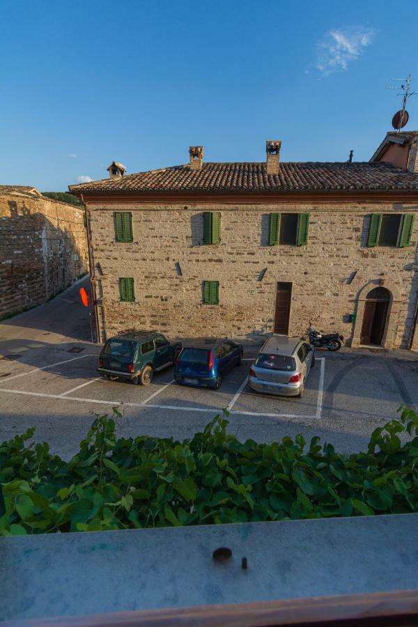 Hotel Due Torri San Severino Marche Zewnętrze zdjęcie